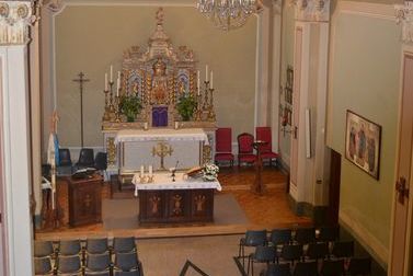 16_Panoramica Presbiterio - Tribuna.jpg